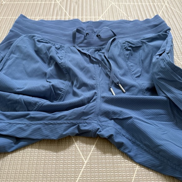 Lululemon Dance Studio Mid-Rise Jogger Size 14 Blue LW5BPJS - Picture 4 of 10